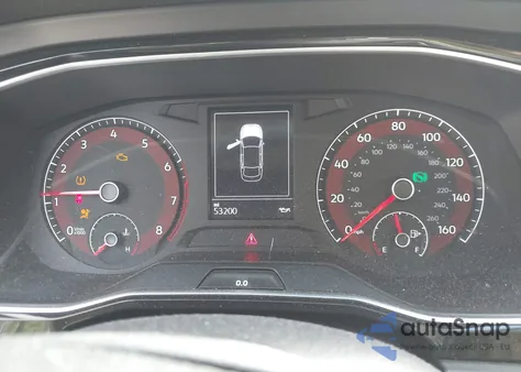 2019 Volkswagen Jetta 1.4T R-Line/1.4T S/1.4T Se z USA, uszkodzony, nr VIN 3VWC57BU3KM018691